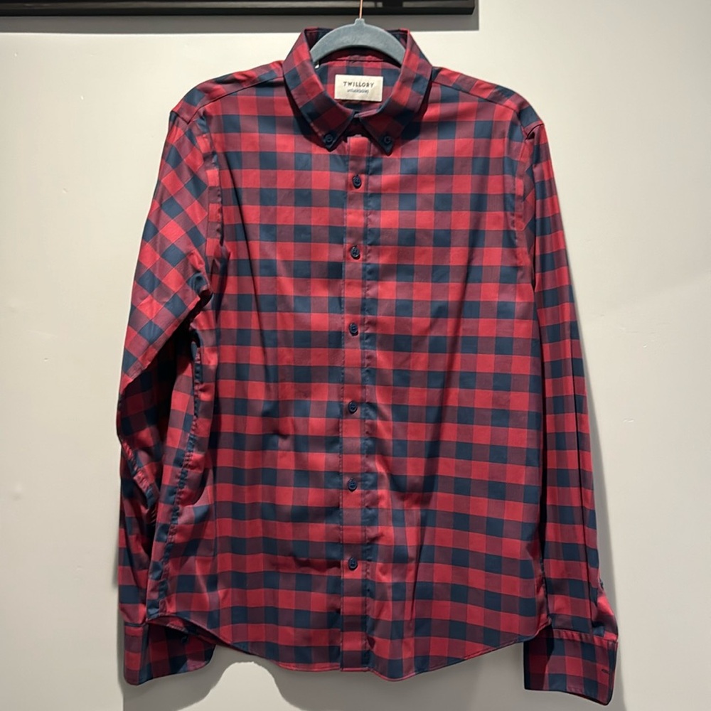 Twillory new m/l button down.